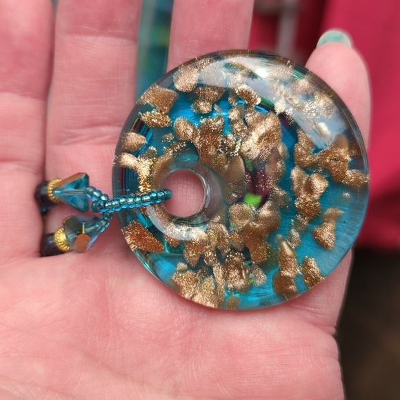 Glass Statement Necklace - Picture 5 of 7